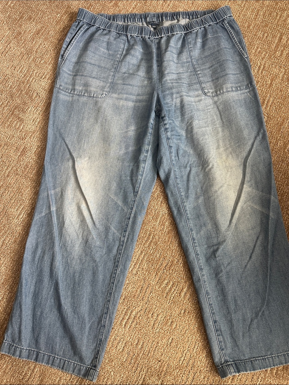 Women’s Relaxed Elastic-Waist Light Blue Denim Jeans